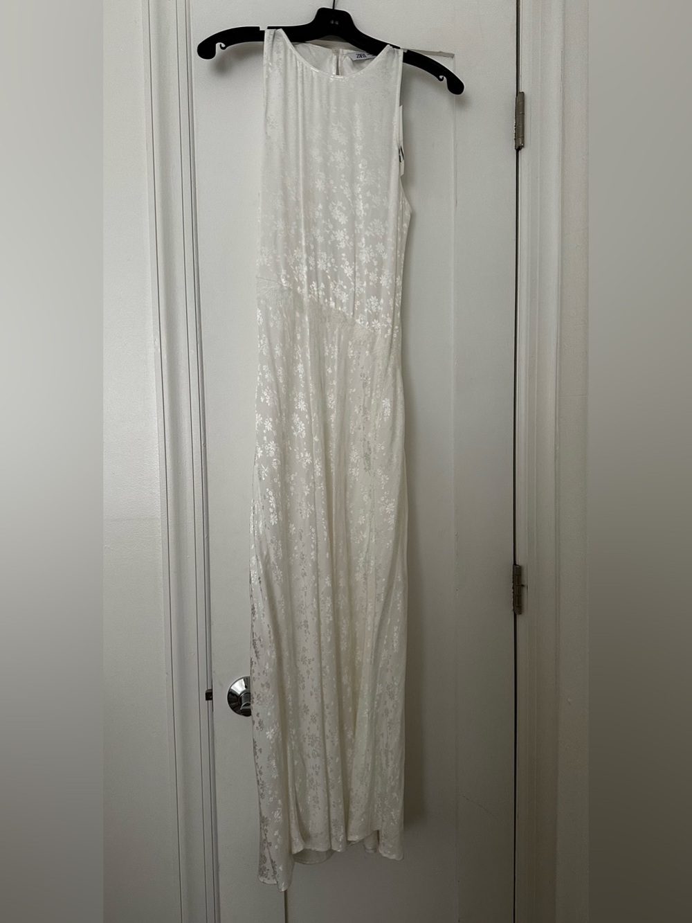Zara White Sleeveless Maxi Dress